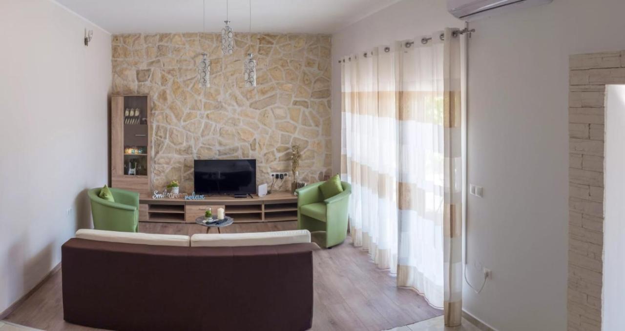 Home Lucic Lozovac Exterior foto